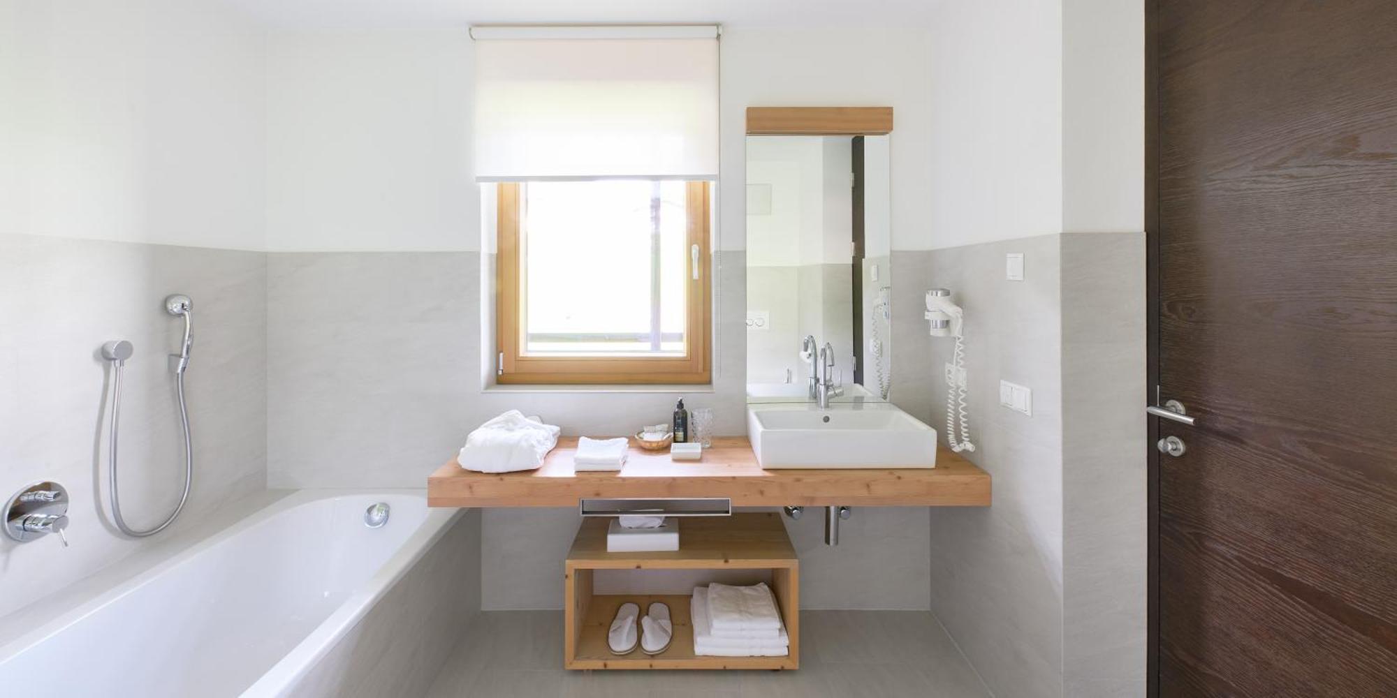 Saleghes Dolomites Residence Selva di Val Gardena Room photo